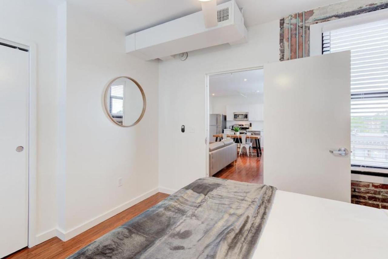 Historic Apartment In Prime Location Memphis Esterno foto
