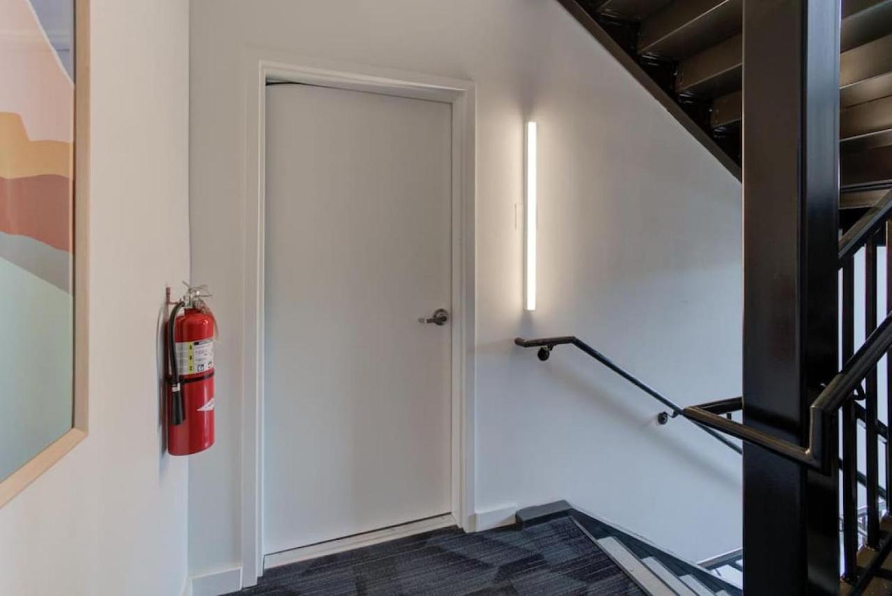 Historic Apartment In Prime Location Memphis Esterno foto