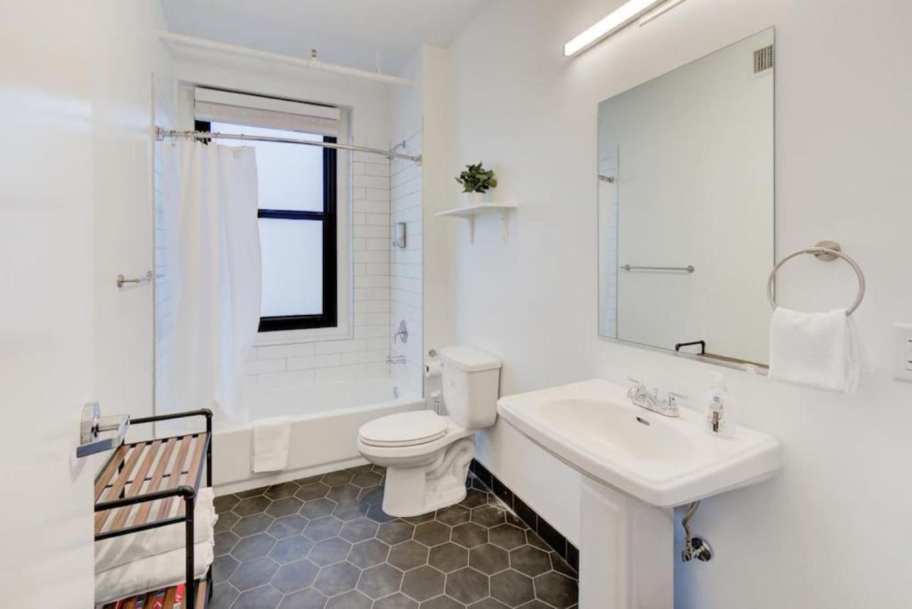 Historic Apartment In Prime Location Memphis Esterno foto